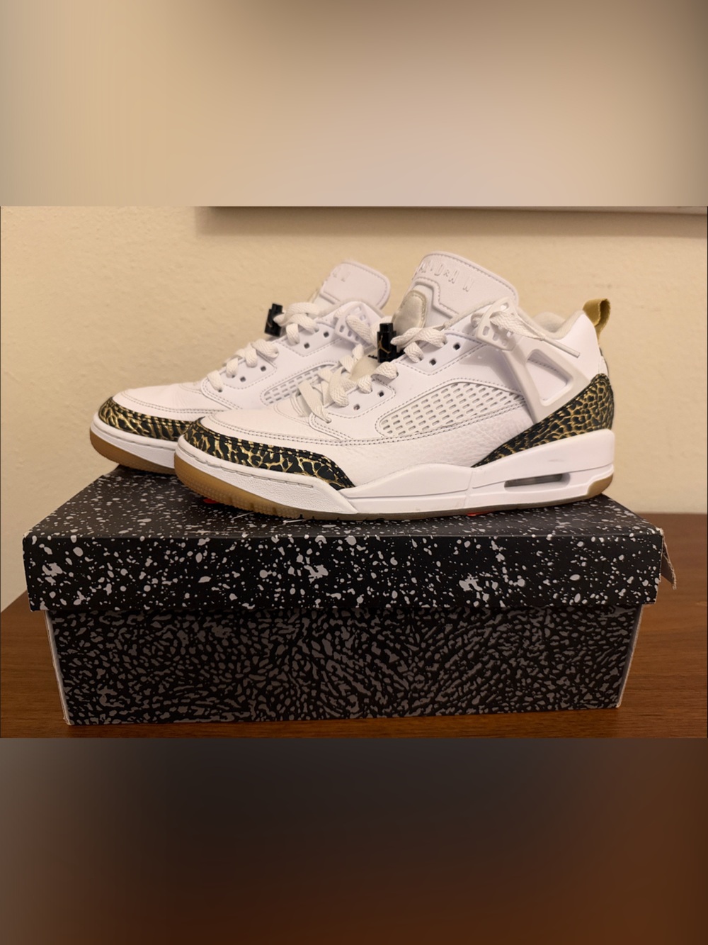 Jordan Spizike Low Sneakers, size 9.5